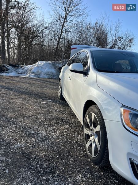 Седан Volvo S60 2014 в Тернополе