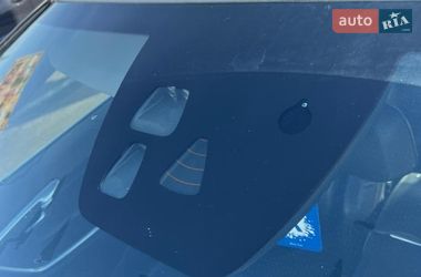 Седан Volvo S60 2013 в Бучі