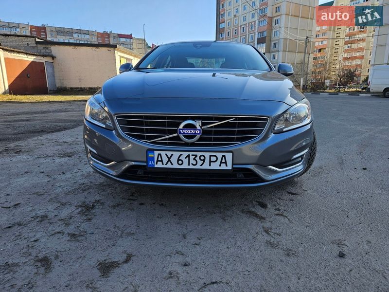 Седан Volvo S60 2016 в Харькове