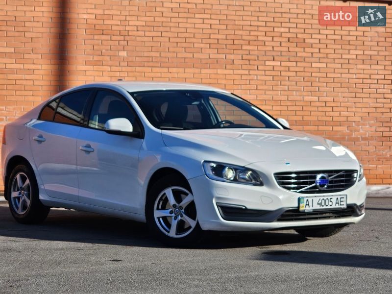 Седан Volvo S60 2015 в Киеве фото 11 Седан Volvo S60 2015 в Киеве