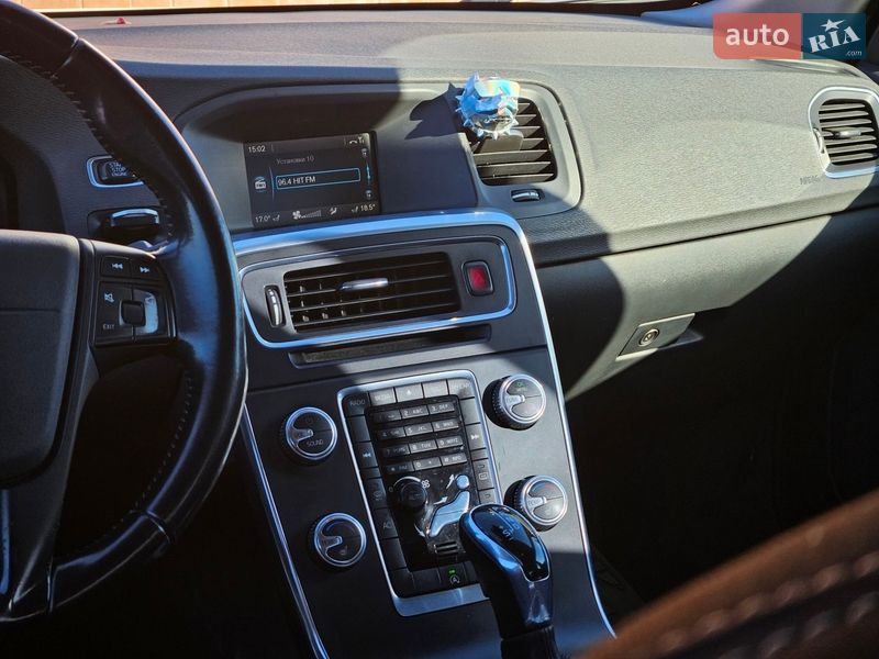 Седан Volvo S60 2015 в Киеве фото 21 Седан Volvo S60 2015 в Киеве