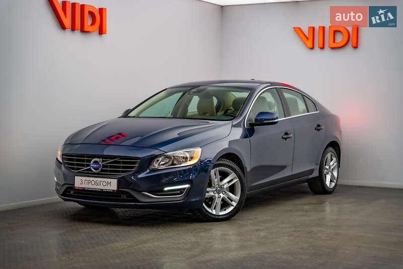 Volvo S60 2015