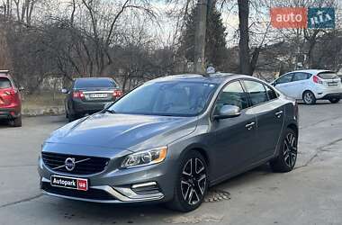 Седан Volvo S60 2016 в Києві