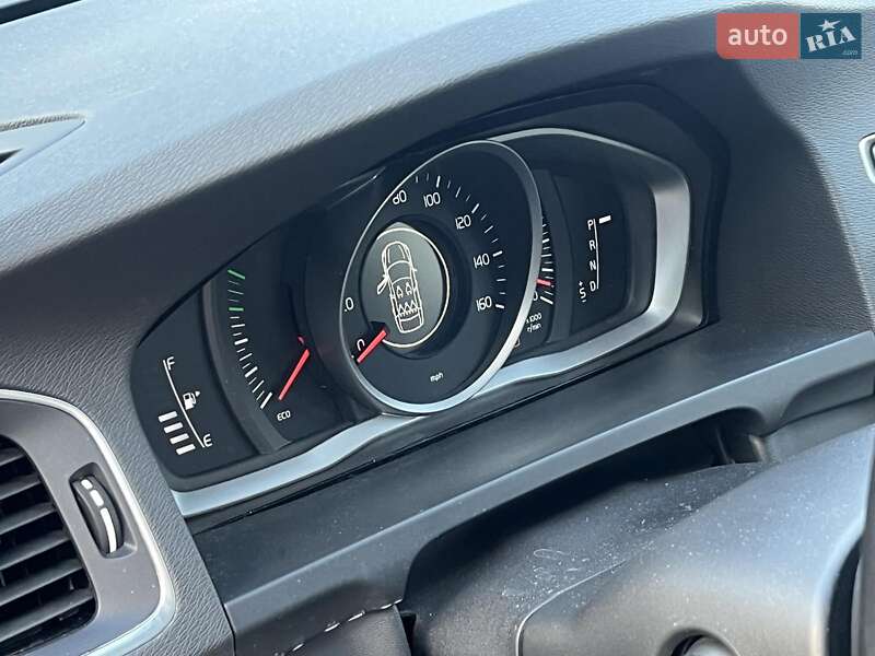 Седан Volvo S60 2016 в Києві