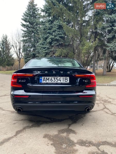 Седан Volvo S60 2019 в Житомирі