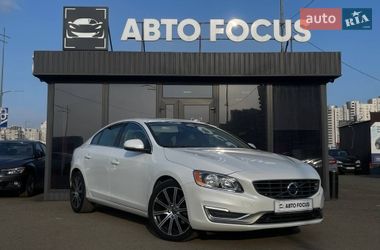Седан Volvo S60 2017 в Киеве