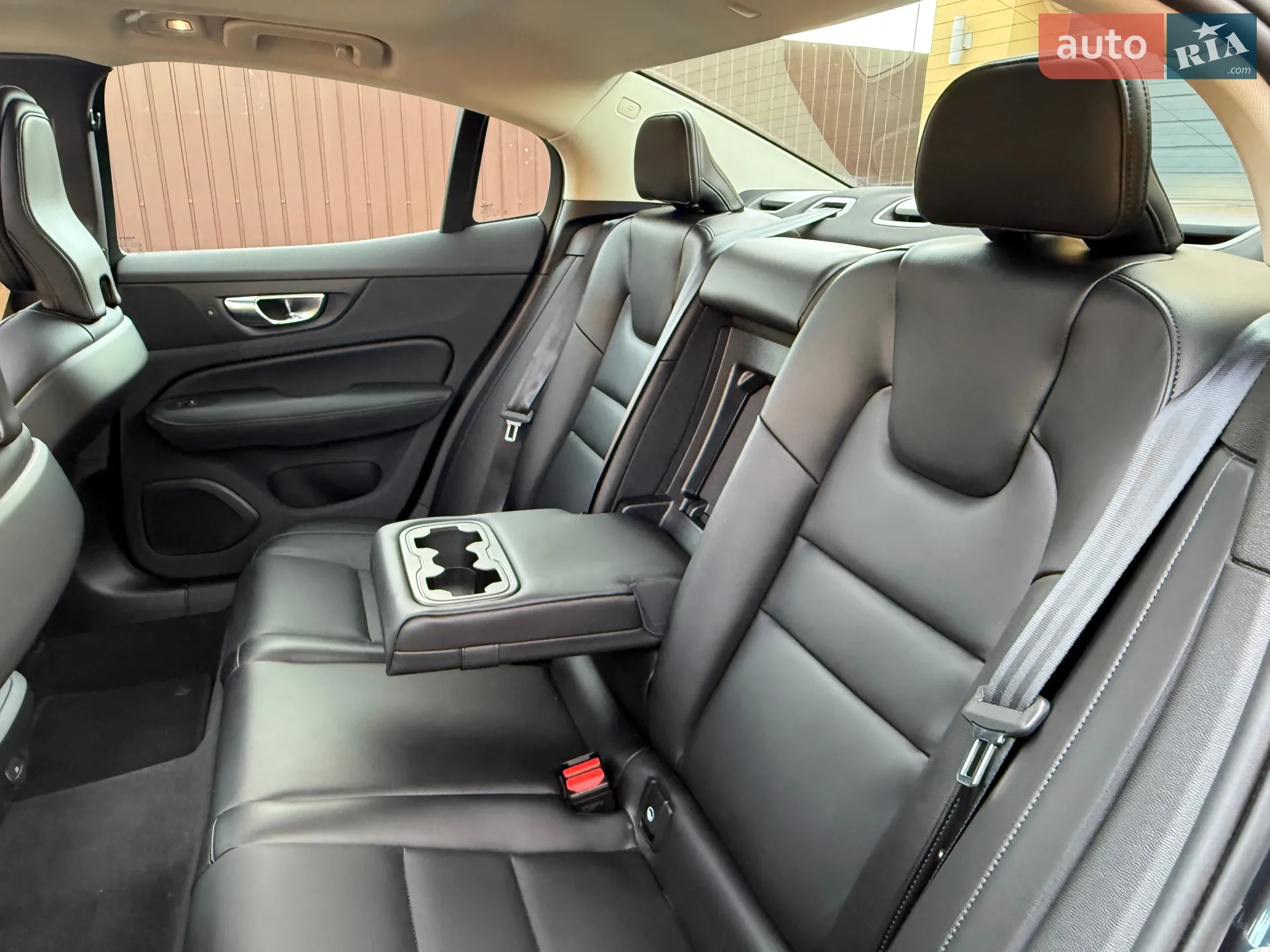 2024 Volvo S60 - мініатюра 31