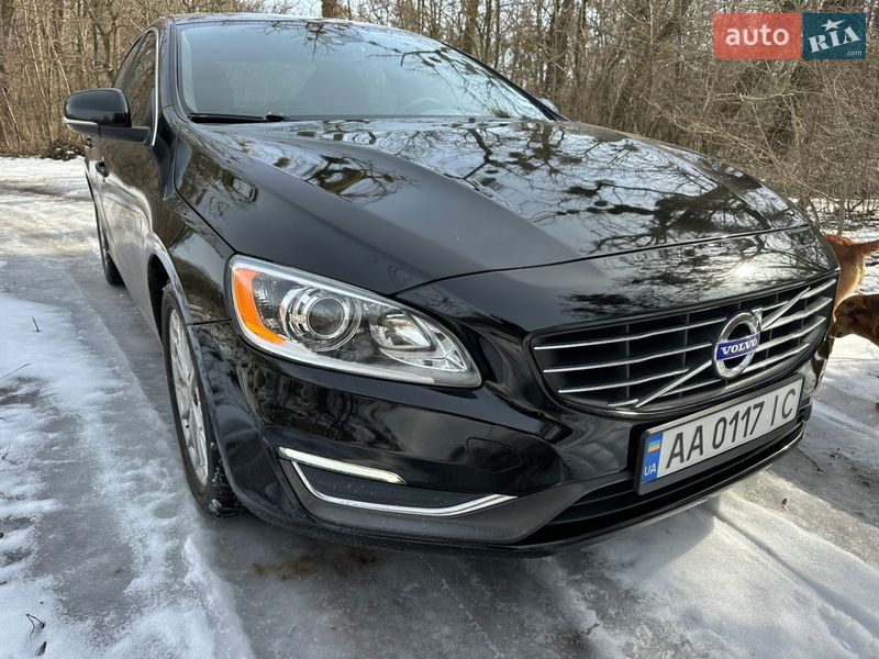Седан Volvo S60 2014 в Новомосковске