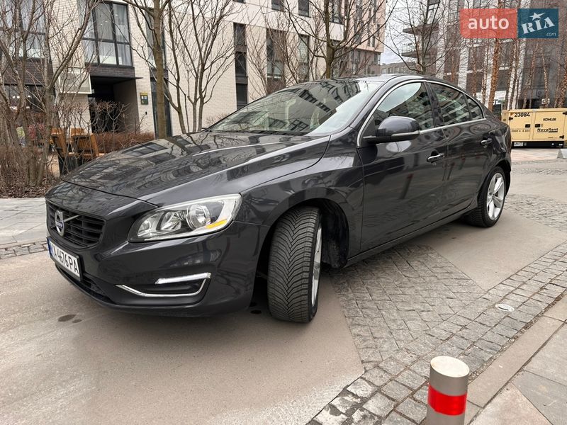 Седан Volvo S60 2015 в Киеве фото 6 Седан Volvo S60 2015 в Киеве