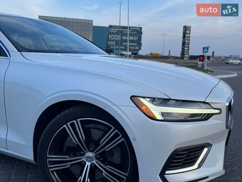 Седан Volvo S60 2020 в Києві