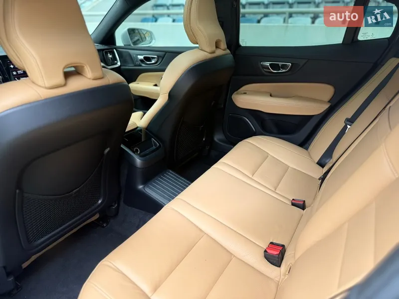 Volvo S60 2020 VIN 7JRZSBMVDLG035120 фото оголошення 45 з 104