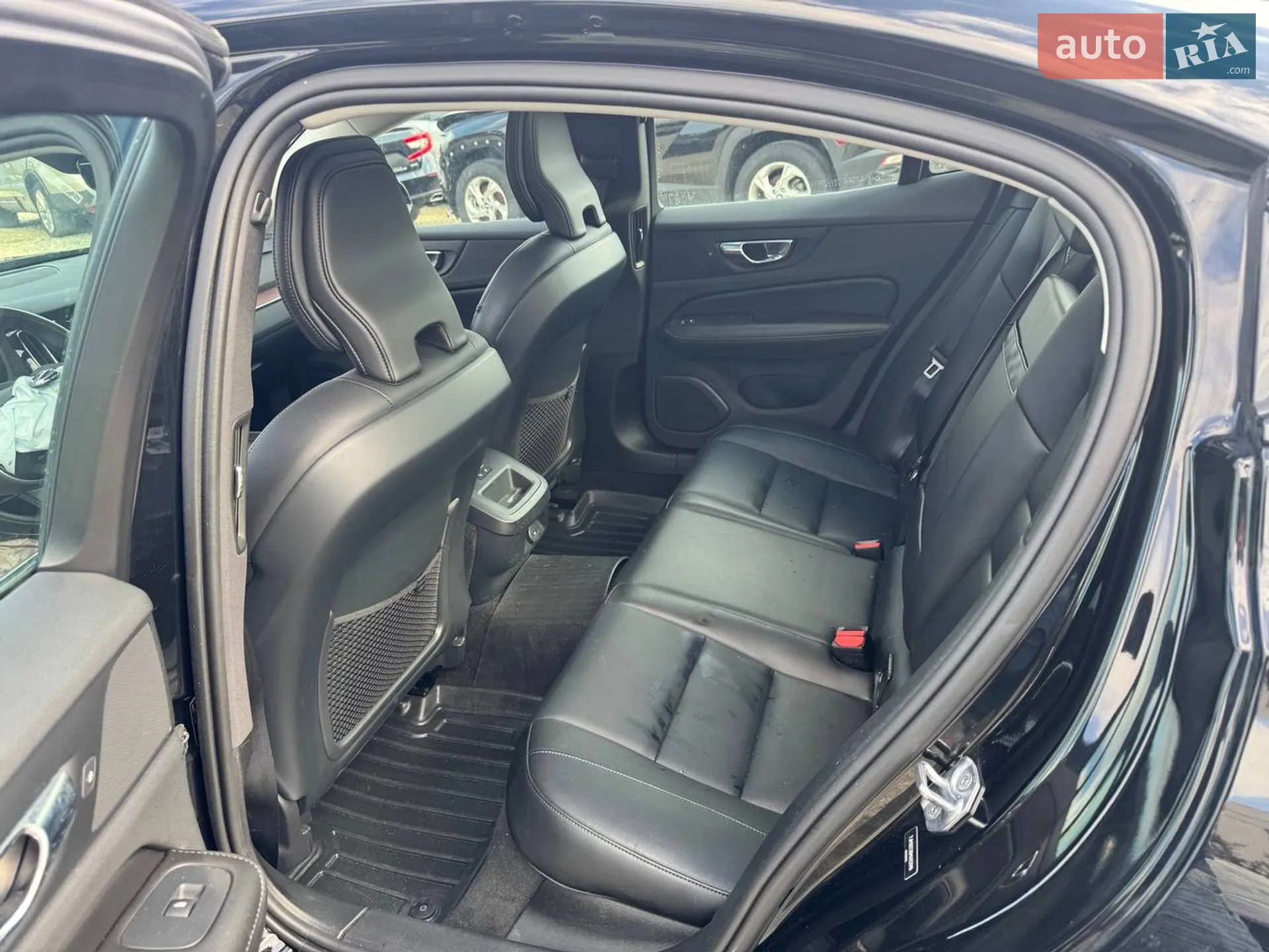 2021 Volvo S60 - мініатюра 16