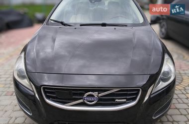 Седан Volvo S60 2010 в Коломые