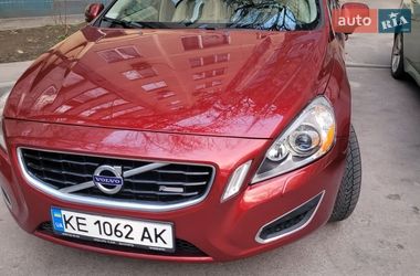 Седан Volvo S60 2012 в Дніпрі