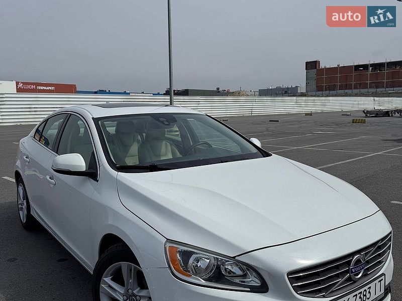 Volvo S60 2015