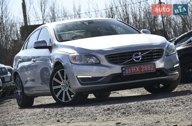 Седан Volvo S60 2018 в Бердичеві