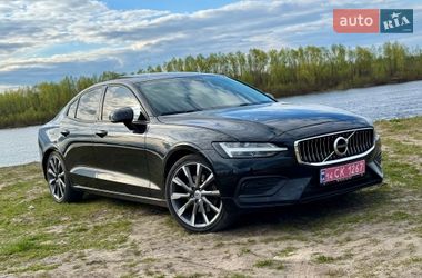 Седан Volvo S60 2020 в Києві