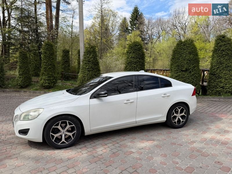 Volvo S60 2011