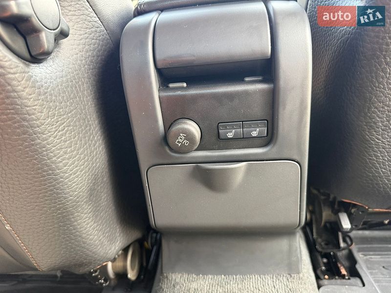Седан Volvo S60 2010 в Ирпене