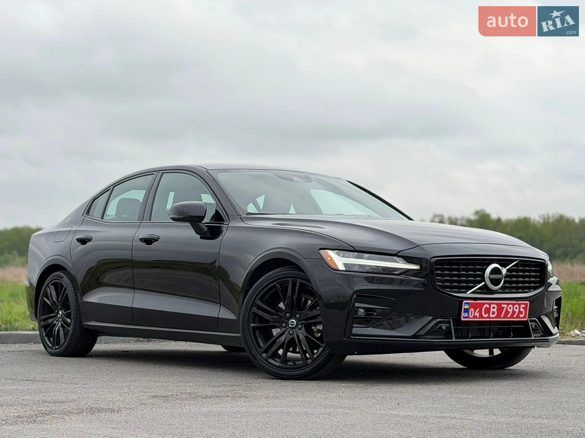 2022 Volvo S60 - мініатюра 8
