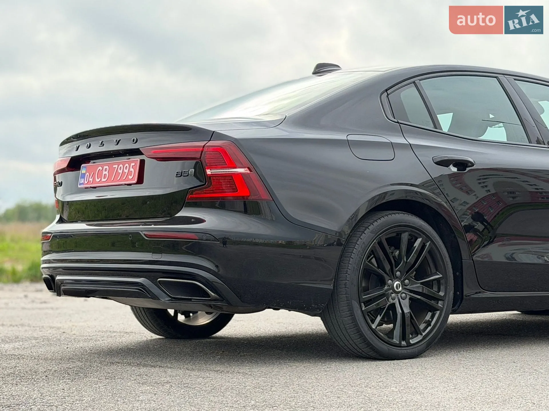 2022 Volvo S60 - мініатюра 18