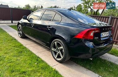 Седан Volvo S60 2012 в Львове