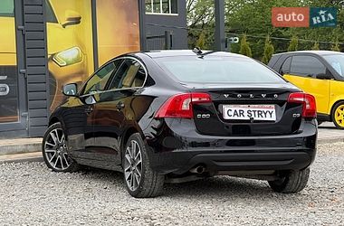 Седан Volvo S60 2011 в Стрые