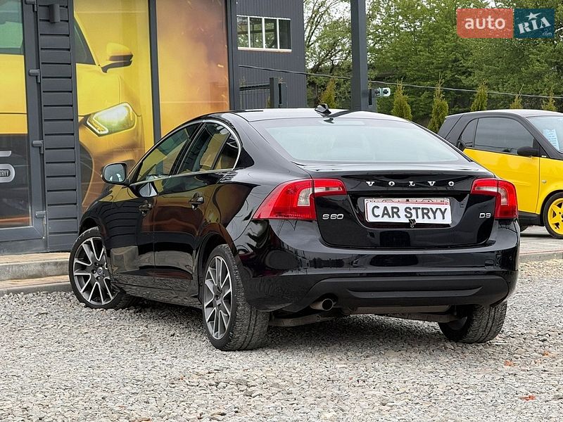 Седан Volvo S60 2011 в Стрые