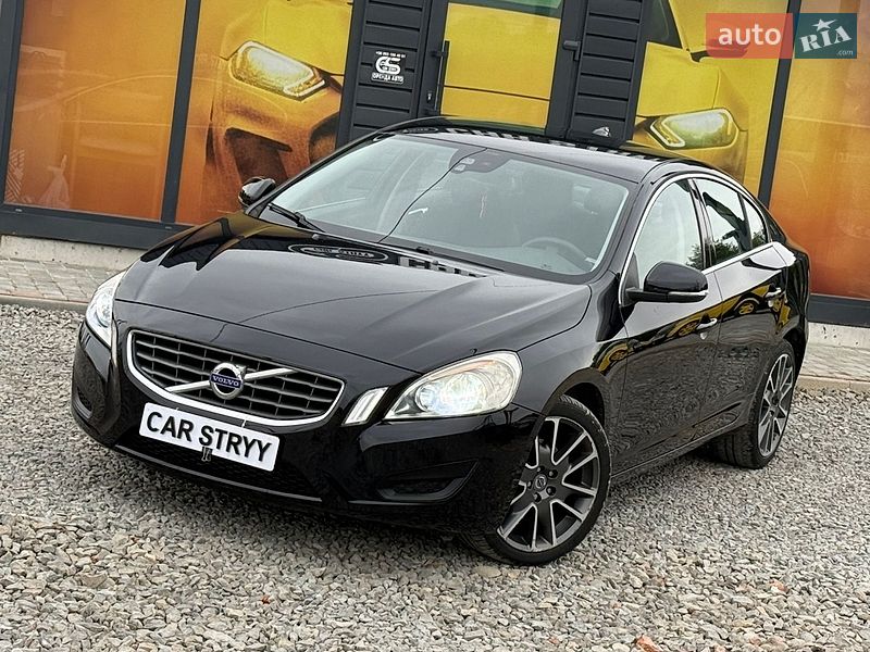 Седан Volvo S60 2011 в Стрые