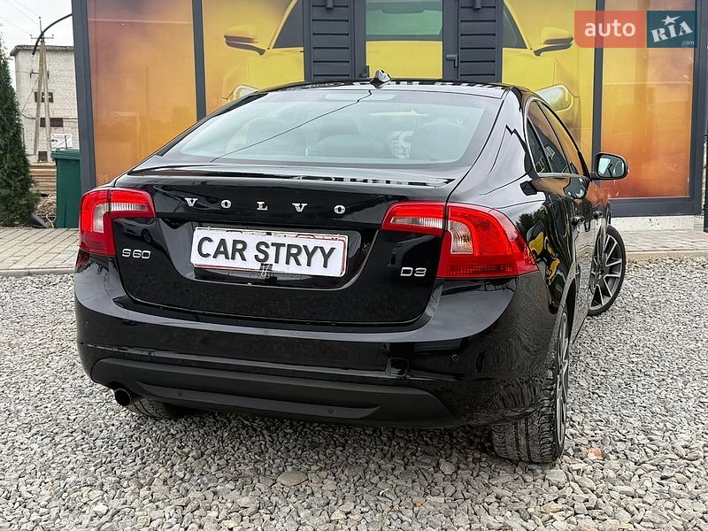 Седан Volvo S60 2011 в Стрые