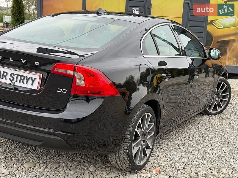 Седан Volvo S60 2011 в Стрые