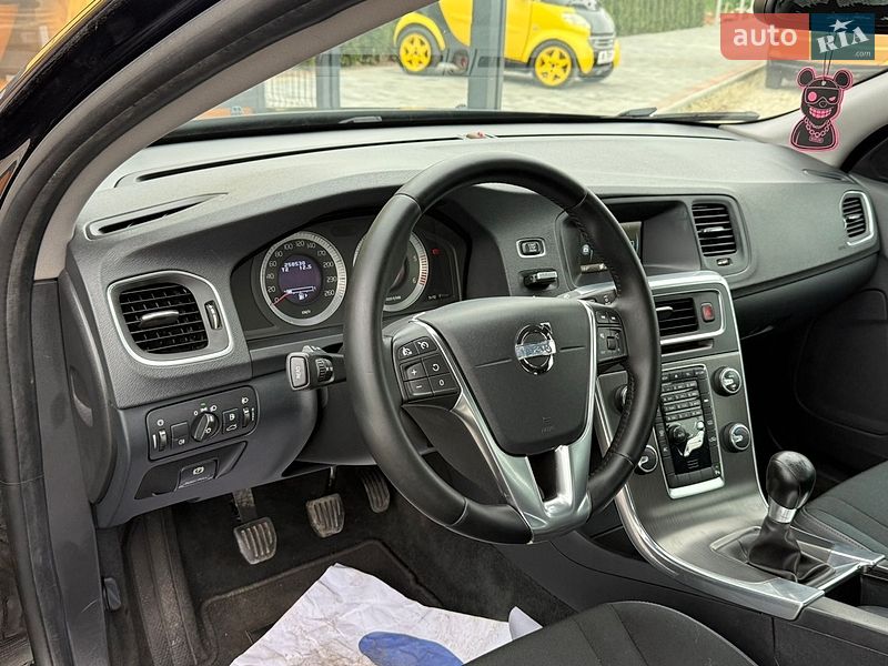 Седан Volvo S60 2011 в Стрые