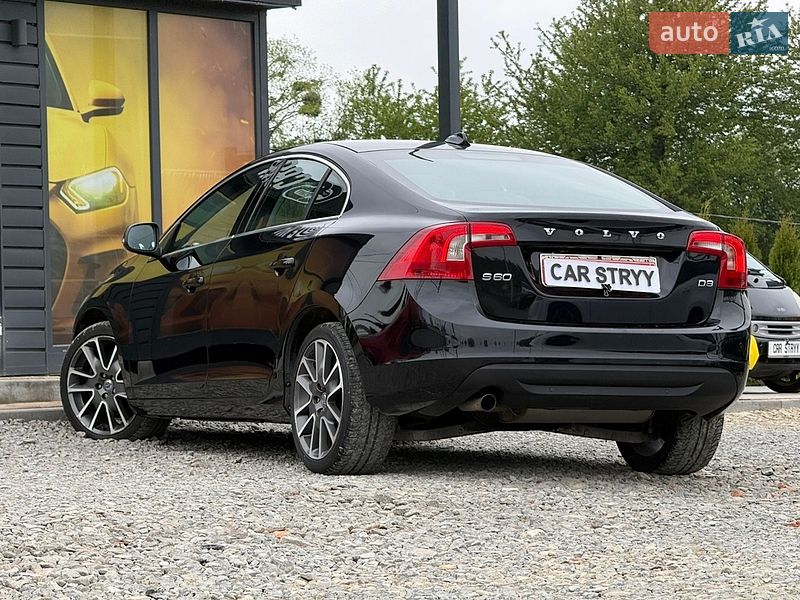 Седан Volvo S60 2011 в Стрые