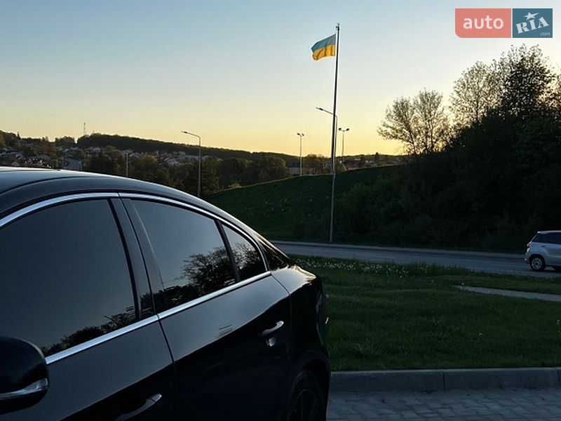 Седан Volvo S60 2012 в Тернополі