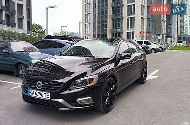 Седан Volvo S60 2017 в Києві