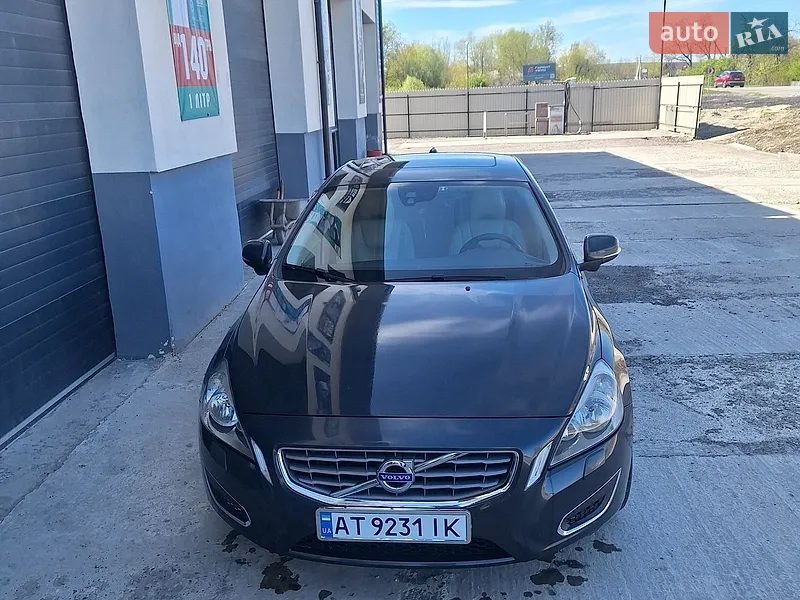 Volvo S60
