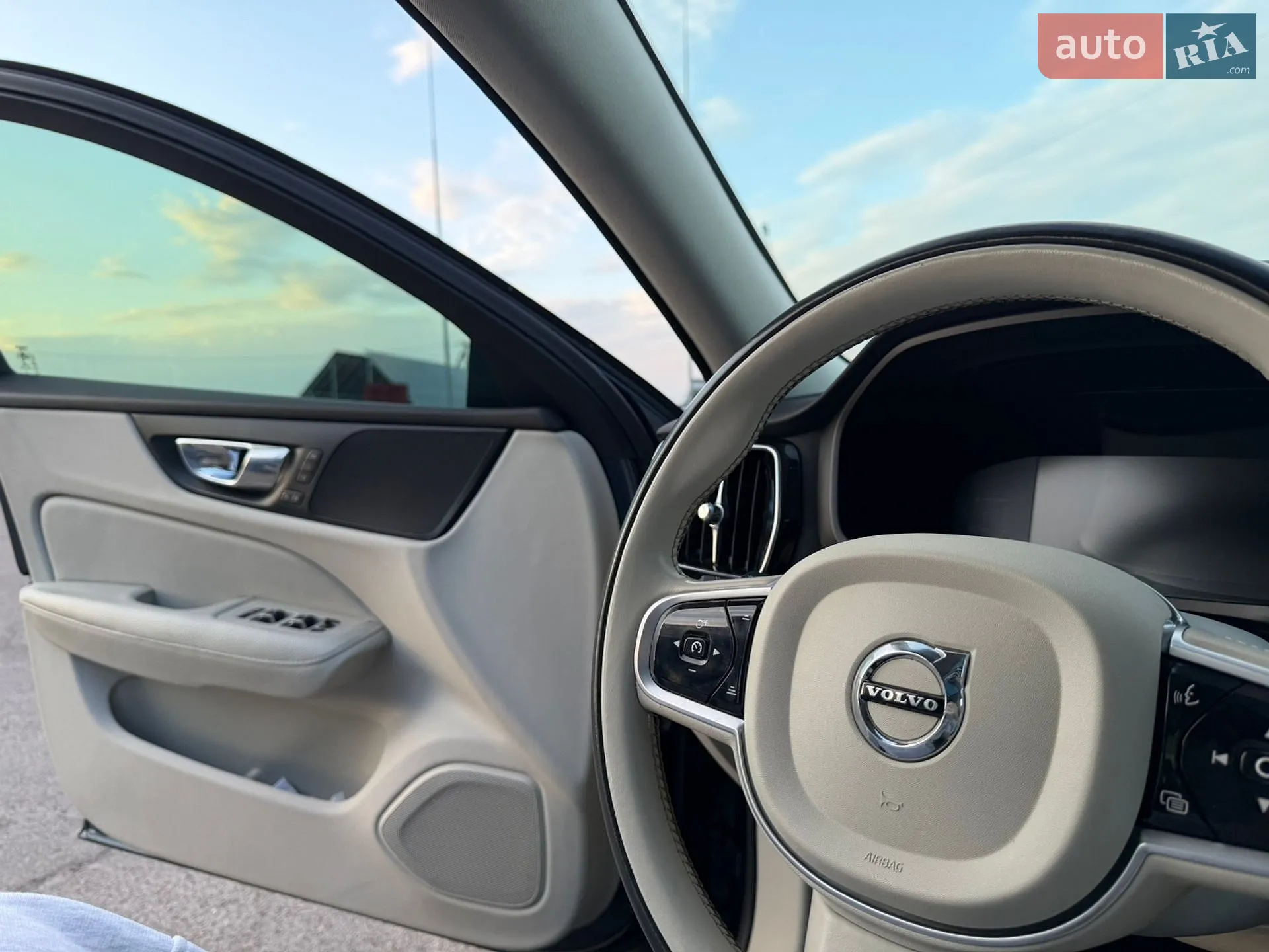 2019 Volvo S60 - мініатюра 31