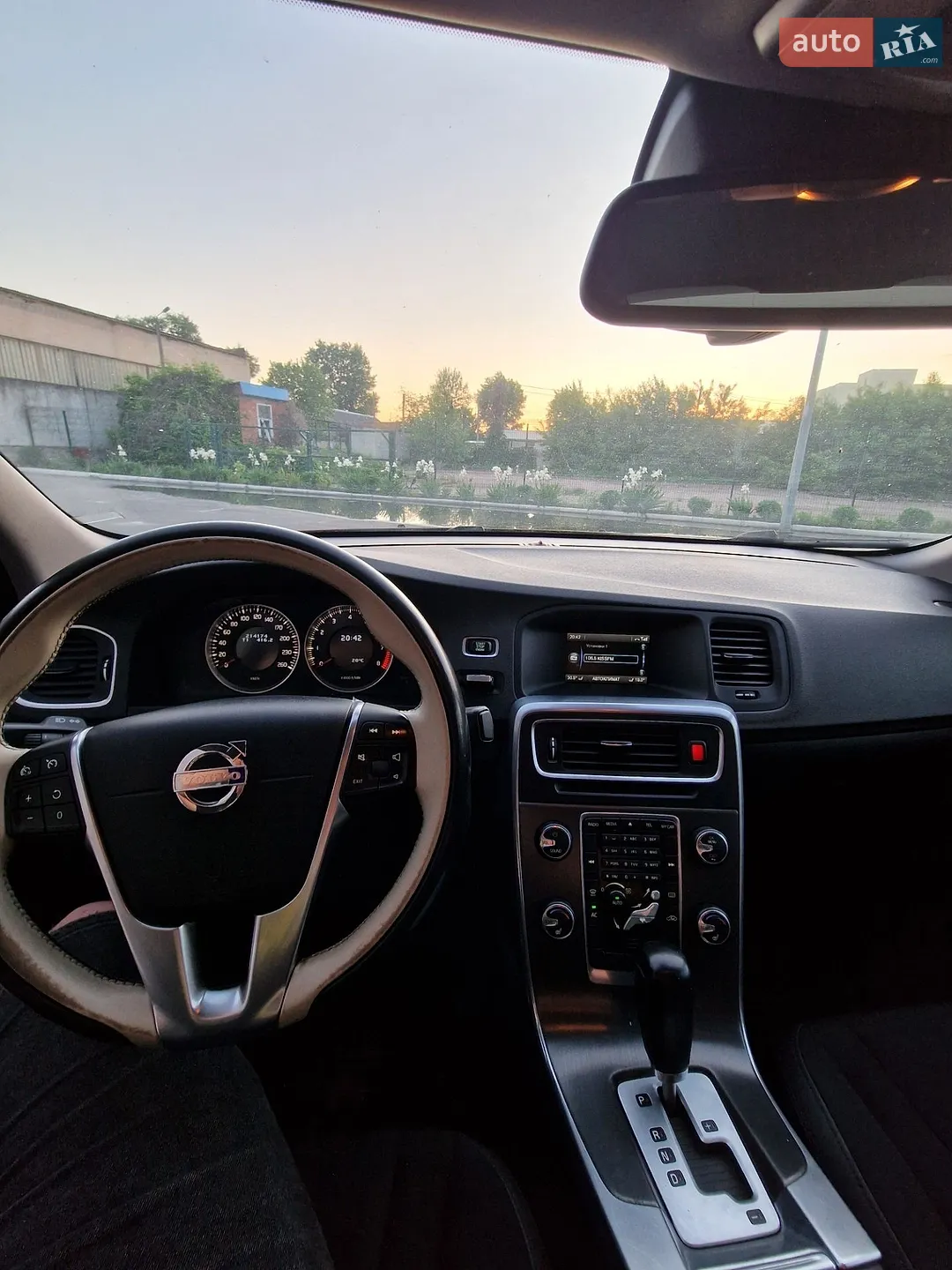 2011 Volvo S60 - мініатюра 10