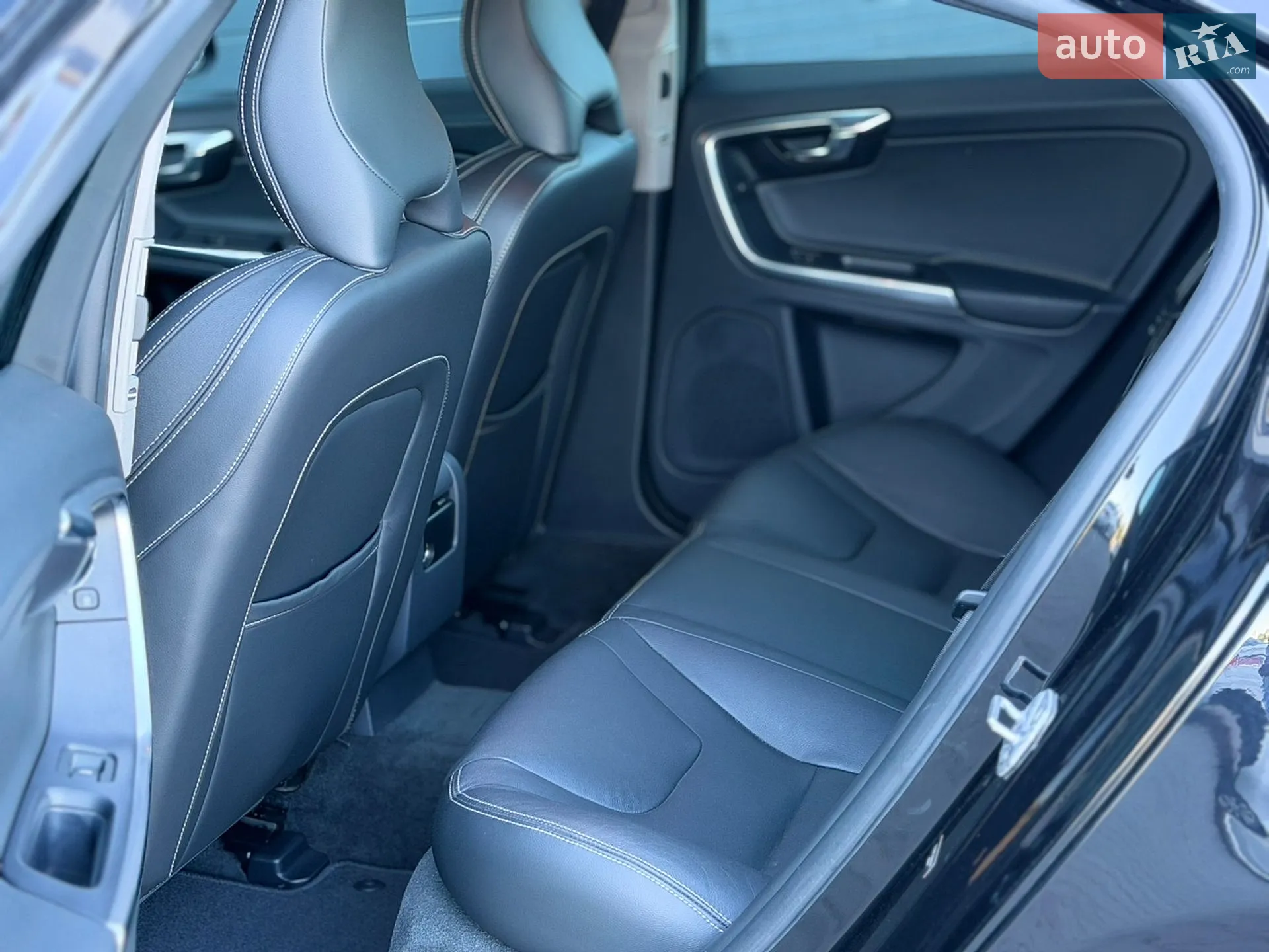 2016 Volvo S60 - мініатюра 16