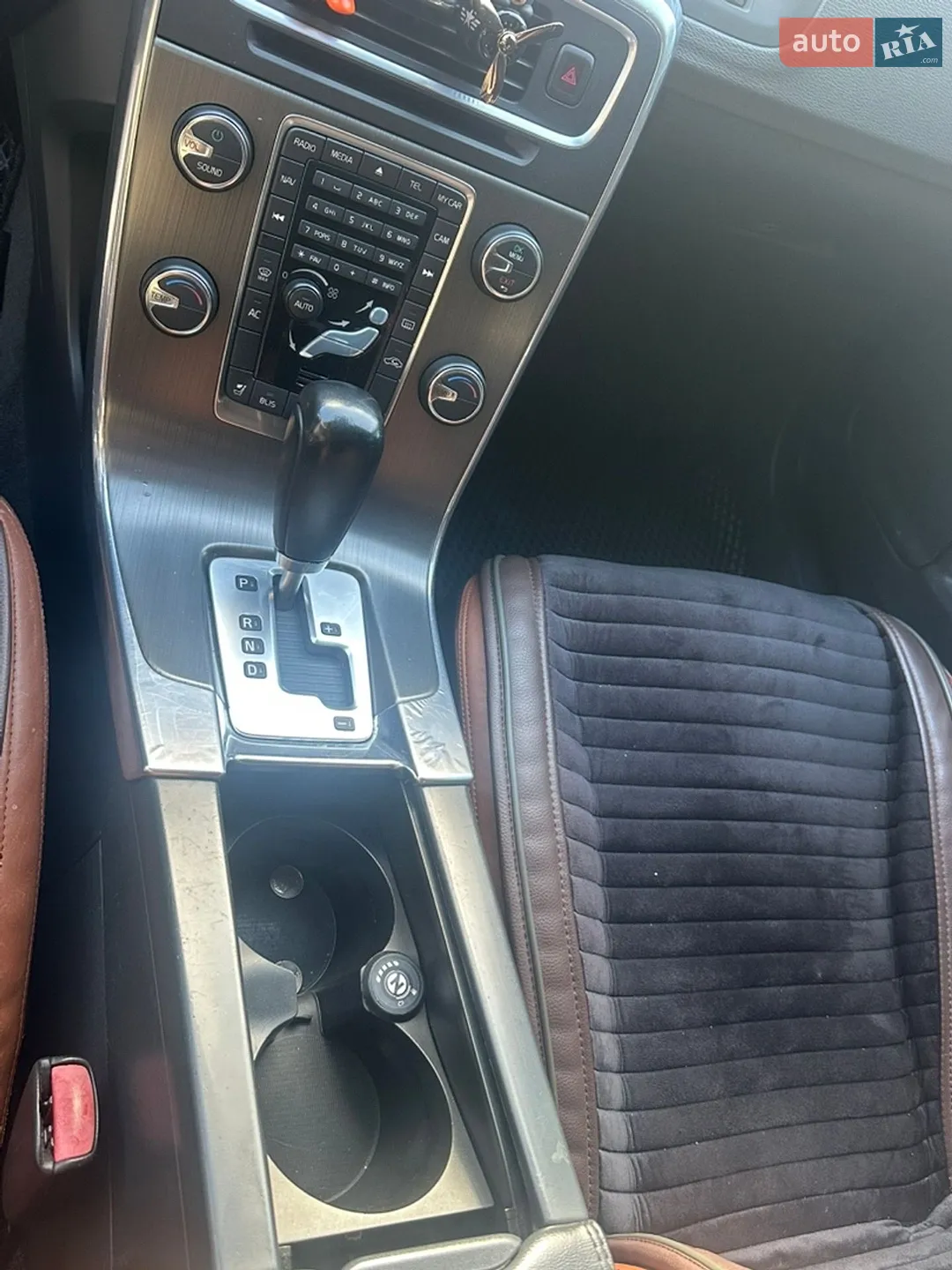 2011 Volvo S60 - мініатюра 9