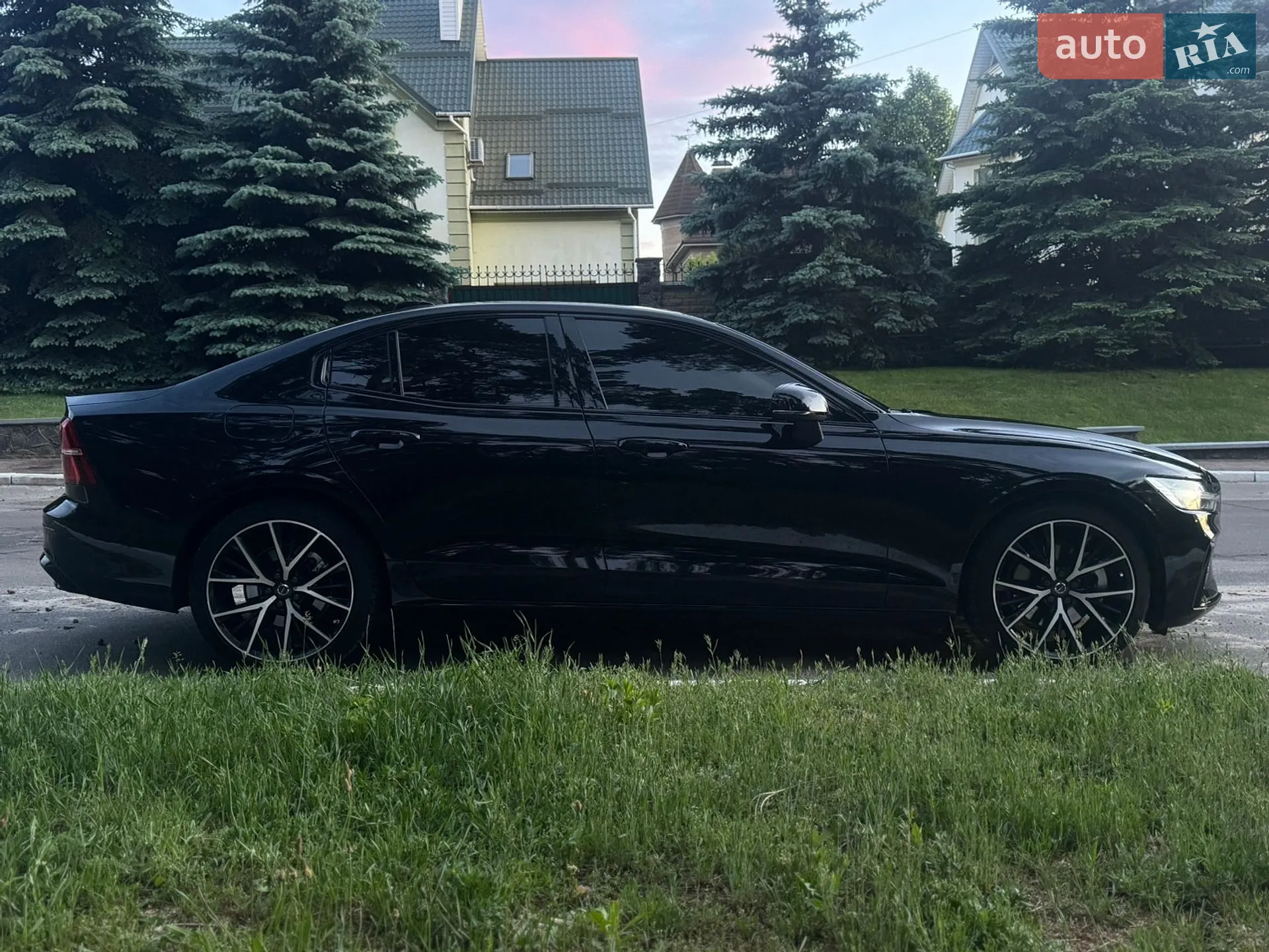 2024 Volvo S60 - мініатюра 8