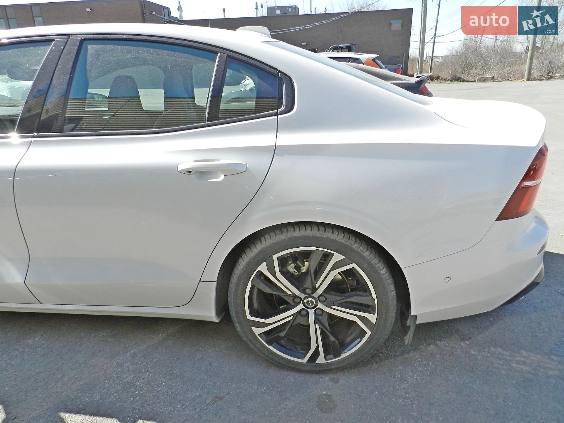 2023 Volvo S60 - мініатюра 11