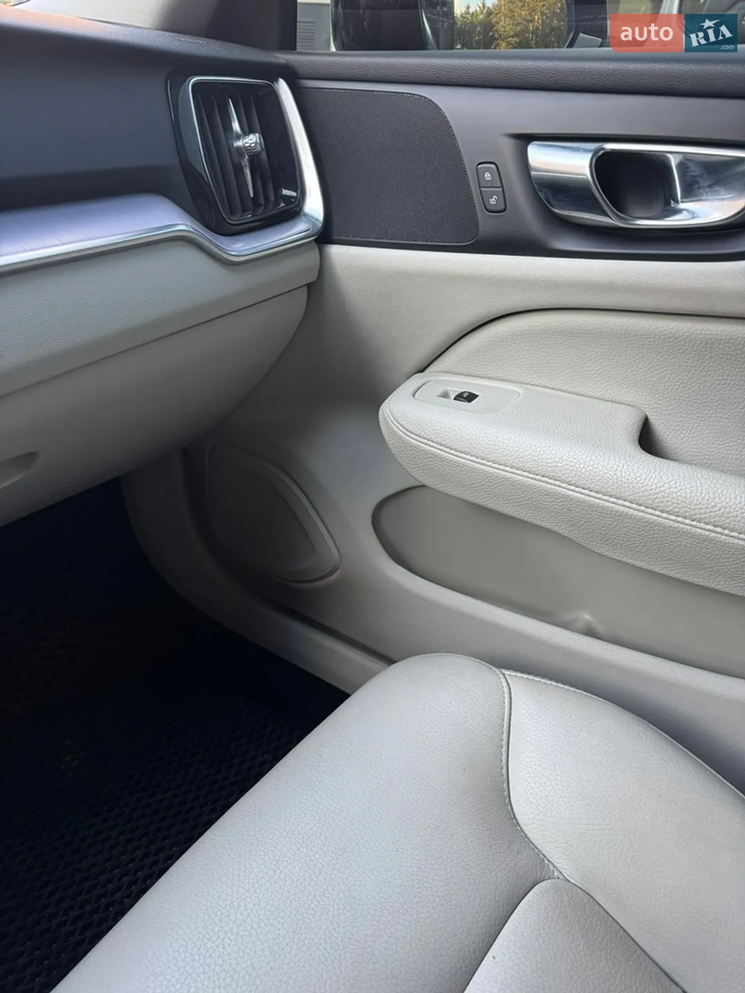 2019 Volvo S60 - мініатюра 27
