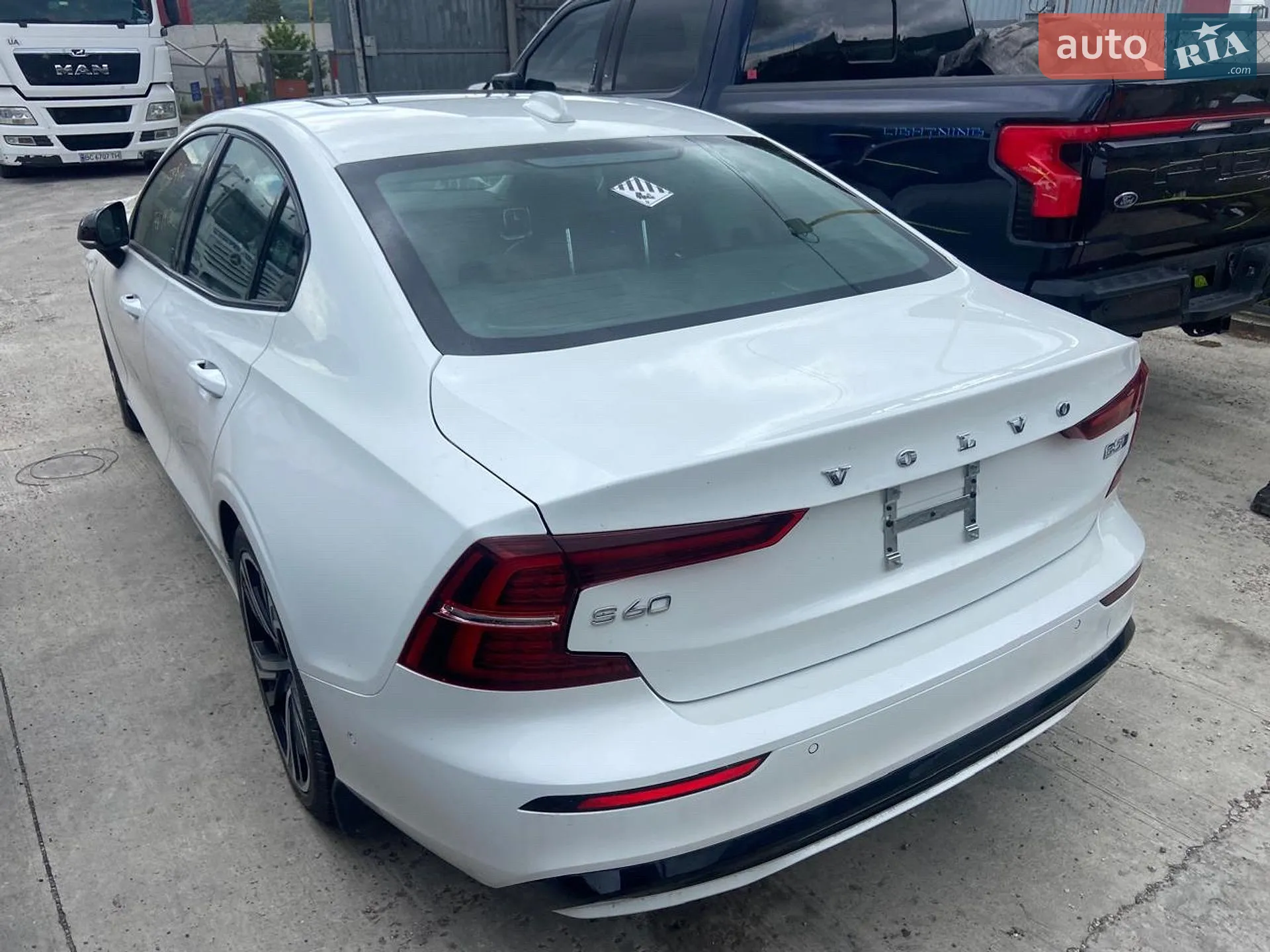 2023 Volvo S60 - мініатюра 37