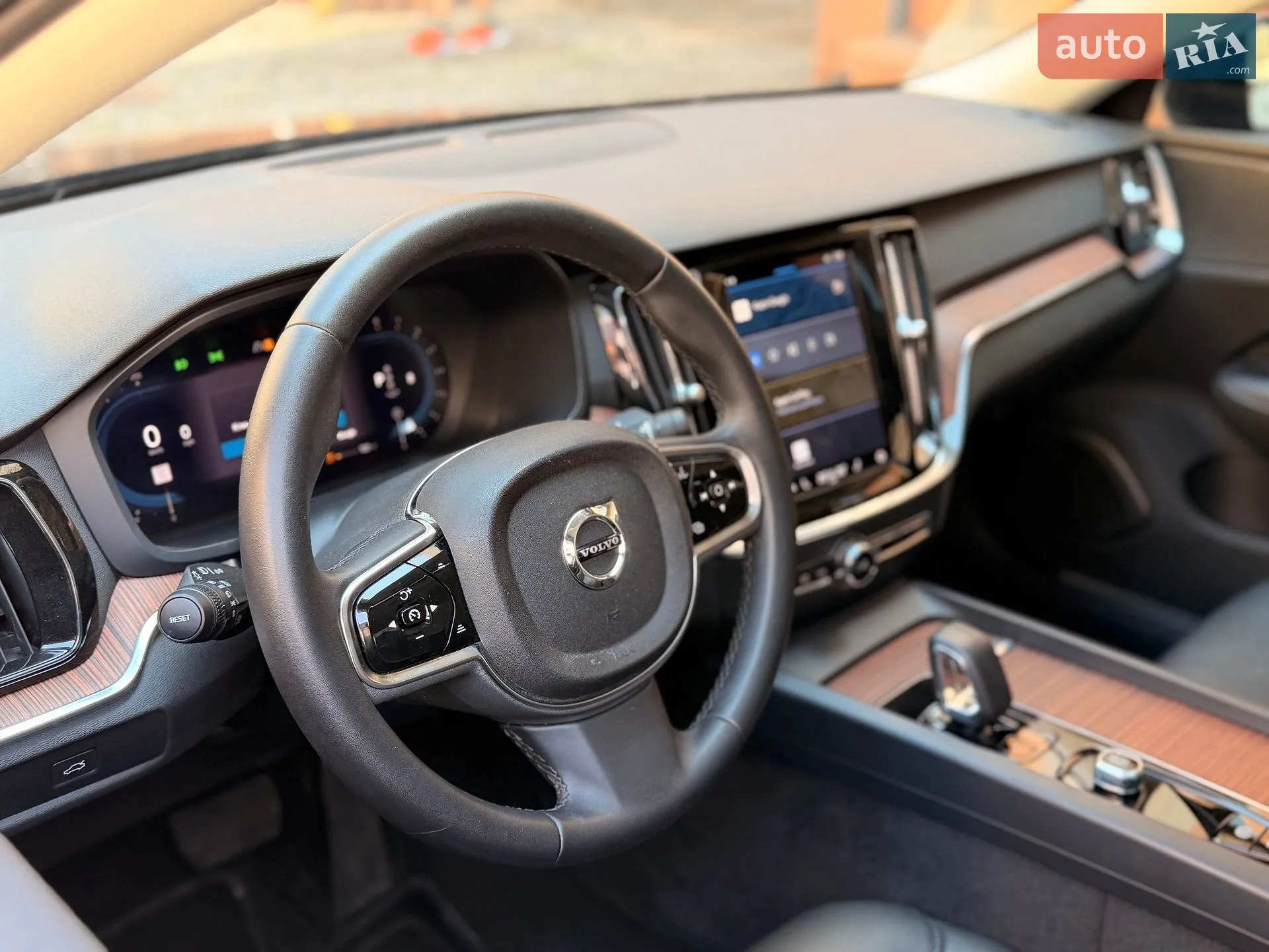 2023 Volvo S60 - мініатюра 21