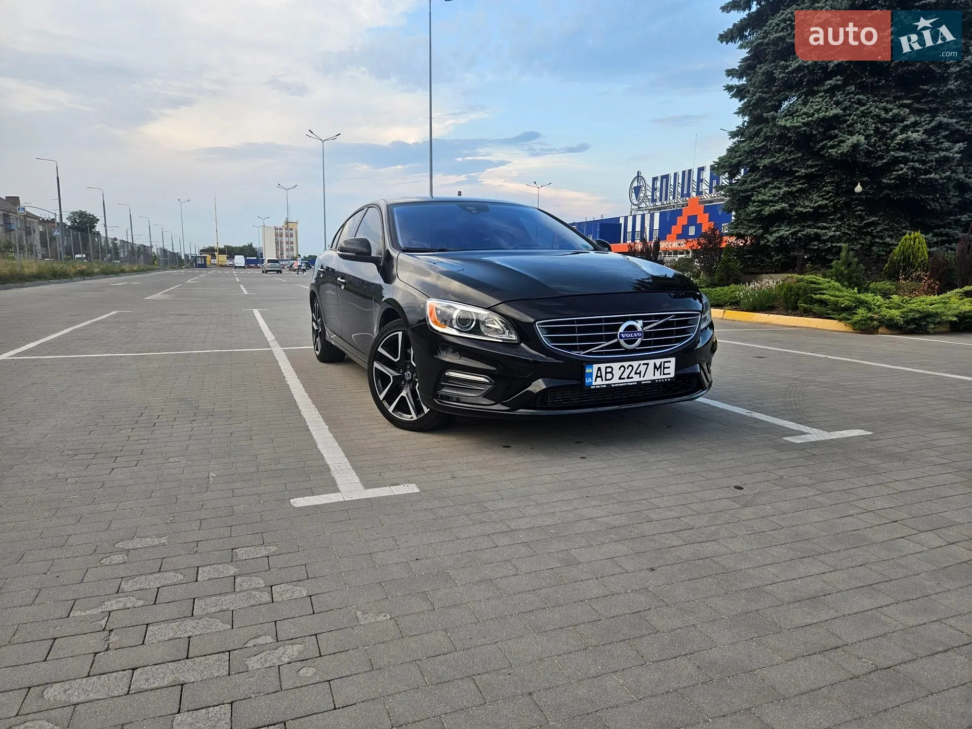 2018 Volvo S60 - мініатюра 9