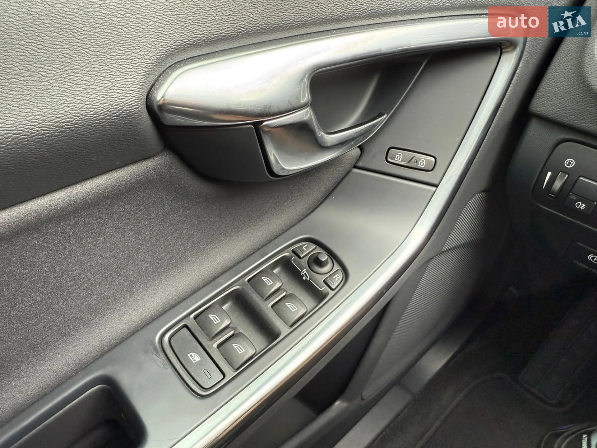2011 Volvo S60 - мініатюра 62