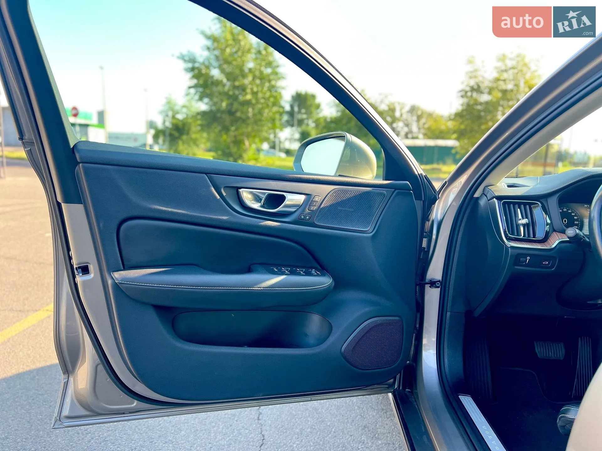 2019 Volvo S60 - мініатюра 17