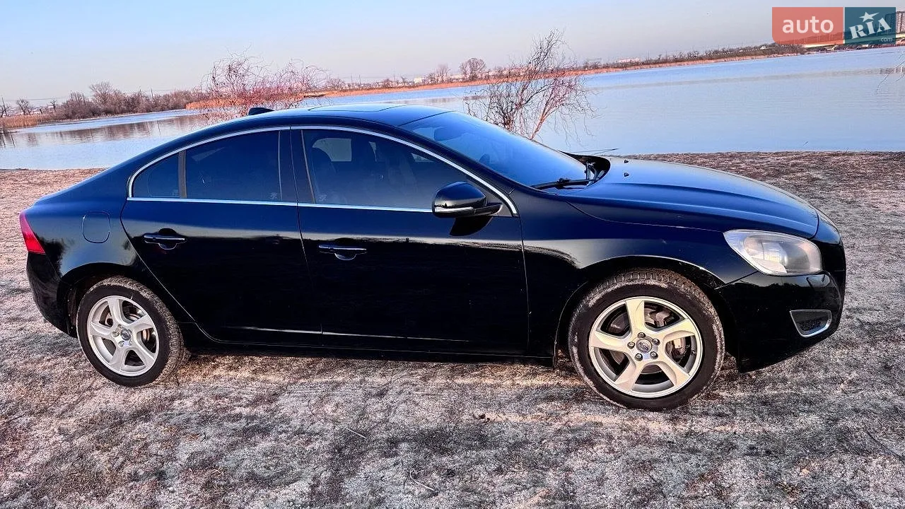 2013 Volvo S60 - мініатюра 8