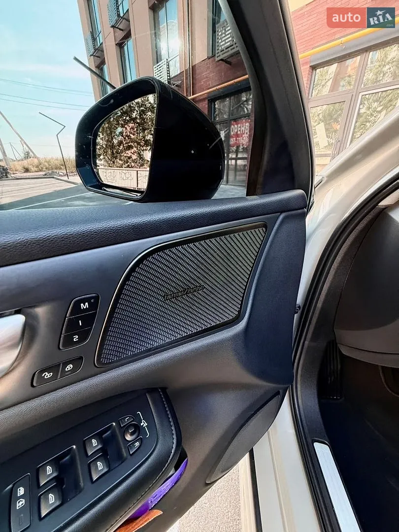 2023 Volvo S60 - мініатюра 14